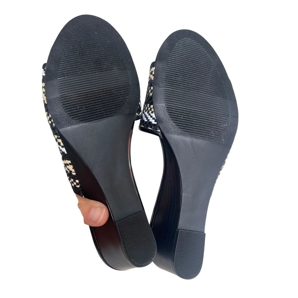 Ann Taylor Womens Black Woven Slip on Slides Open Toe Wedge‎ Sandals Size 6M EUC